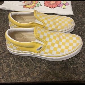 Yellow checkered vans size 2 In great condition